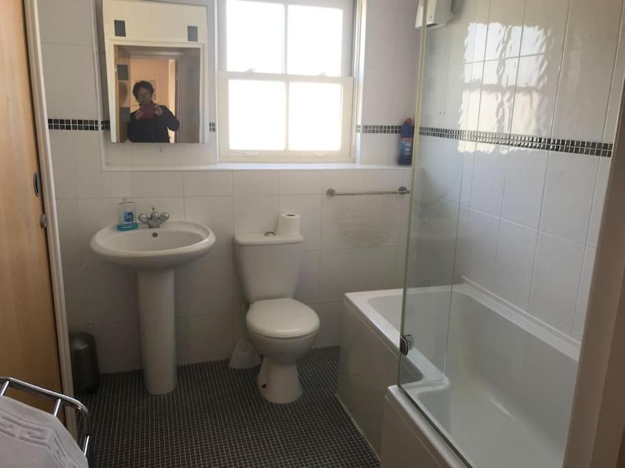 Great Offer 2 Bed Tenby Flat Free Parking Extérieur photo